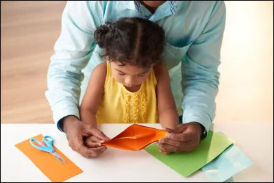 Complétez cette phrase : "De  enfants doit-on s'occuper" ?