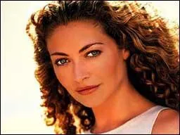 Rebecca Gayheart est dans :