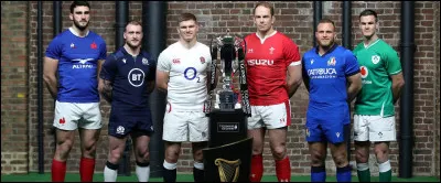 Après la première journée du Tournoi des Six Nations, combien d'équipes peuvent aspirer au Grand Chelem ?