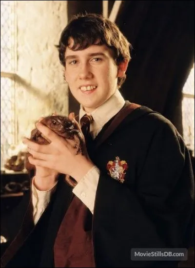 Neville perd constamment son crapaud mais comment se nomme-t-il ?