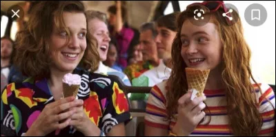 Au Starcourt Mall, que font Elfe et Max avec leurs glaces ?