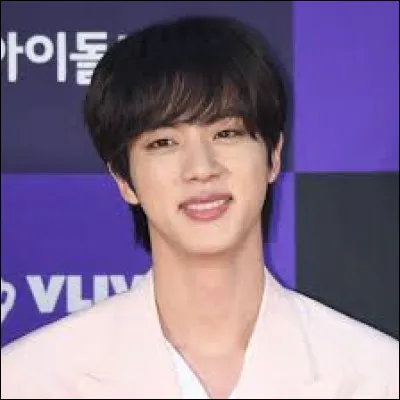 Quel est le loisir de Jin ?