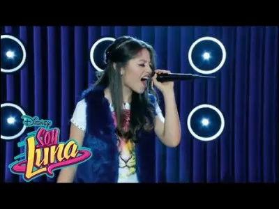 Pendant quelle chanson Sharon d&eacute;couvre-elle que Luna est Sol ?