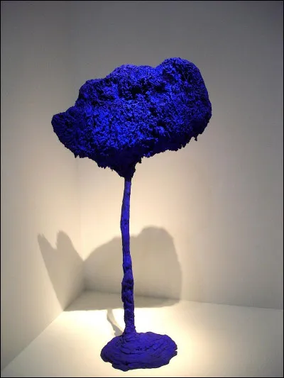Qui a réalisé "L'Arbre, éponge bleue" ?