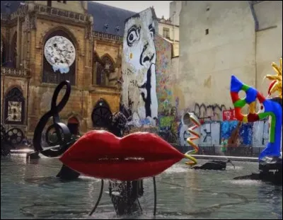 La fontaine Stravinsky est l'uvre de :