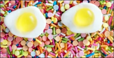 Je suis un méchant bonbon énervé presque démoniaque, dur à sucer qui arrache la tronche. J'ai un succès fou dans la cours de récréation, plus ça pique plus on aime. Impossible de ne pas grimacer.