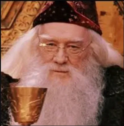 Quel est le nom complet de Dumbeldore ?