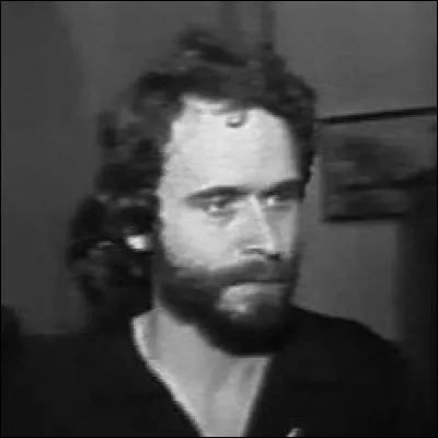 Après s'être évadé deux fois de prison, il est exécuté le 24 janvier 1989. Quel moyen est utilisé ?