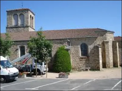 Petit tour dans le Forez, à Saint-Georges-Haute-Ville. Commune d'Auvergne-Rhône-Alpes, elle se situe dans le département ...