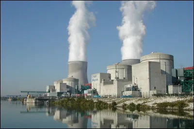 Quelle est l'entreprise, qui après avoir fait l'objet, depuis 1996, d'un changement de statut puis d'une privatisation partielle, reste, en 2020, détenue à plus de 80 % par l'État ?