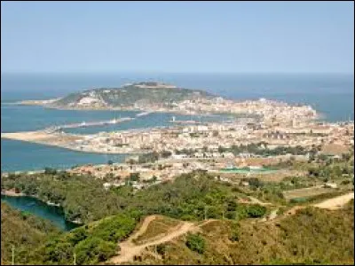 Ceuta est une ville espagnole située sur le continent africain.