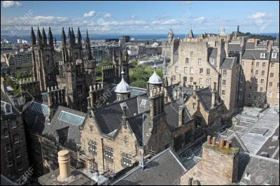 Quelle est la capitale de l'Écosse ?