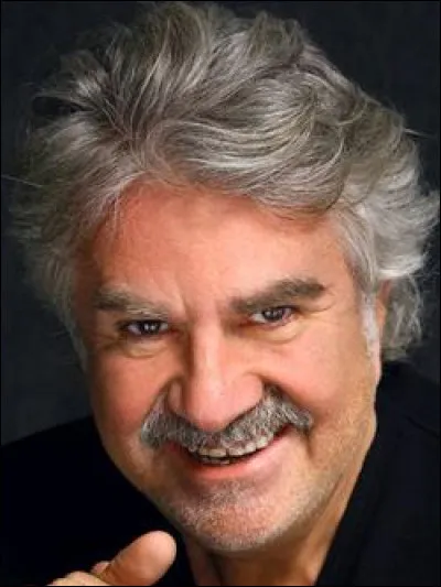 Qui est ce Roland, chanteur, acteur et humoriste ?