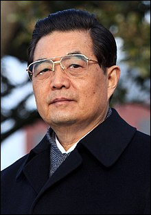 Parlons du prédécesseur de l'actuel président, Hu Jintao. En quelle année fut-il élu pour son premier mandat ?