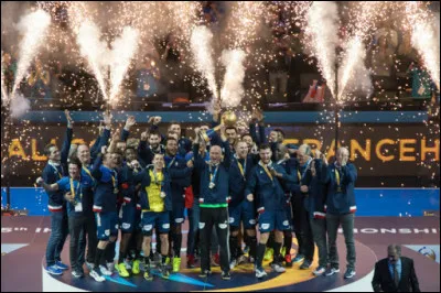 Quel international de handball français a porté le maillot n°6 lors des championnats du monde en 2017 organisés et remportés par la France ?