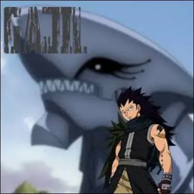 Comment s'appelle le dragon qui a élevé Gajeel ?