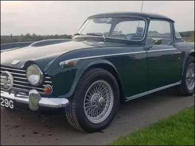 Quel est le nom du modèle de cette Triumph ?