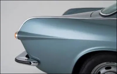 Quel est le nom du modèle de cette Volvo ?