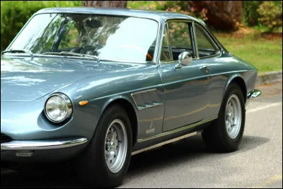 Quel est le nom du modèle de cette Ferrari ?