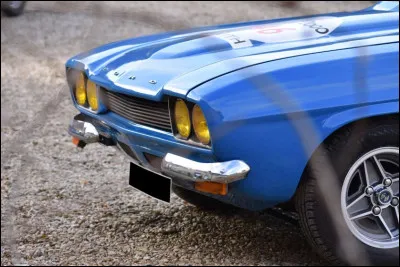 Quel est le nom du modèle de cette Ford ?