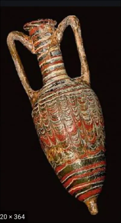 Sur l'image, nous voyons un pichet de l'ancien temps.