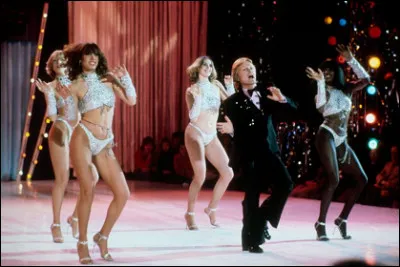 Quel chanteur ne s'est jamais produit à Loches ?