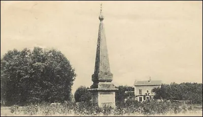 Combien y a-t-il de pyramides en forêt de Loches ?