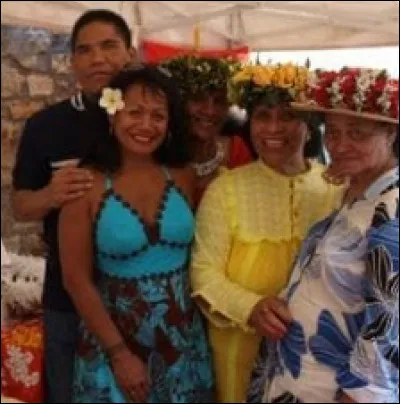 De quel pays les habitants de Tahiti sont-ils citoyens ?