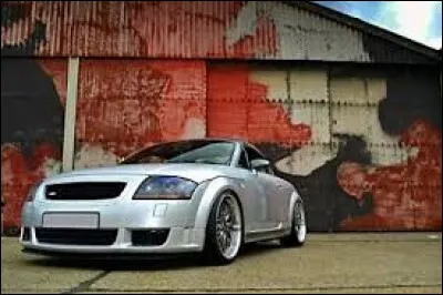 Quelle est cette petite sportive qui a eu beaucoup de succès dans son pays natal ?