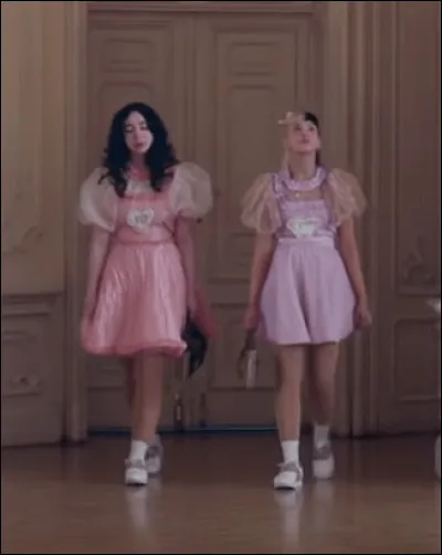 Comment te d&eacute;crirais-tu en amiti&eacute; ?