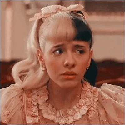 Tu dois jouer dans une pi&egrave;ce de th&eacute;&acirc;tre, quel r&ocirc;le te para&icirc;t parfait pour toi ?