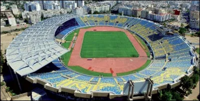 Si on assiste à un match au stade Mohammed V (5), dans quel pays sommes-nous ?