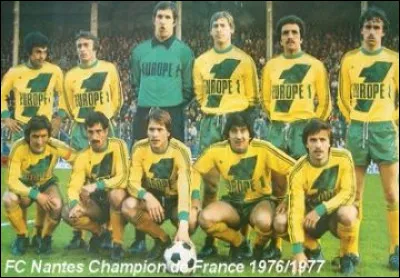 Le surnom .... est donné aux joueurs de football du FC Nantes.
