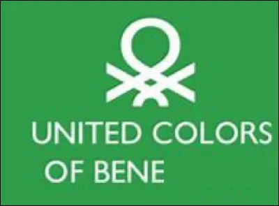 Quelle est cette marque italienne qui oeuvre dans le domaine de la mode et de l'habillement, présente dans 120 pays avec 6 500 boutiques ?