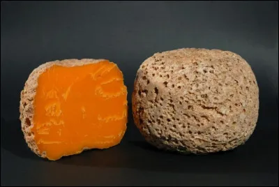 De quel pays, cette mimolette est-elle originaire ?