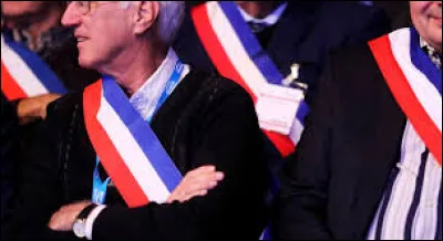 Qui a été le maire de Toulouse de 1983 à 2001 ?