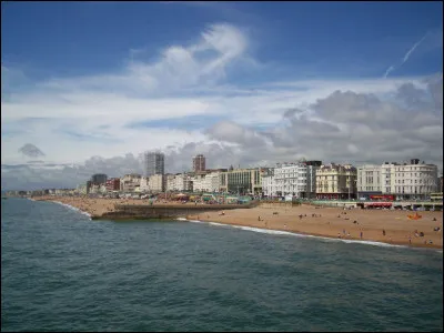 Dans quel pays se situe Brighton ?