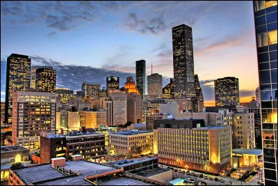 Identifiez le pays de Houston.