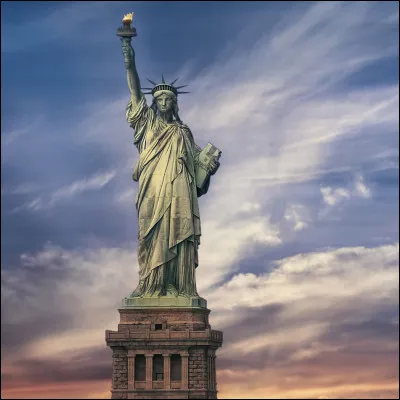D'où vient la Statue de la Liberté qui se trouve à New York ?