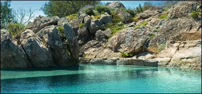 En Uruguay, le 2 mai est une fête correspondant à...