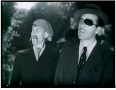 "L'Affaire est dans le sac" (1932) > Dans ce film, le "béret français" est tourné en dérision, comme symbole trop affiché des militaristes. Qui en fut le réalisateur et qu'est-il arrivé au film ?