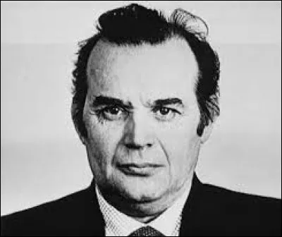 Vladimir Vetrov, de son nom de code "Farewell", initialement espion soviétique était en réalité une taupe au service de :