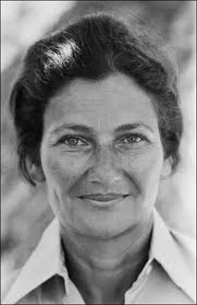 Elle fut une femme d'État française, née dans une famille juive et déportée à Auschwitz. Elle fut enterrée avec son mari au Panthéon le 1er juillet 2018. Qui est-elle ?