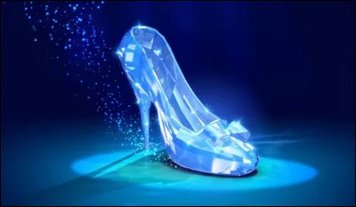 Tout le monde connaît Cendrillon, et sa pantoufle de verre. Mais quel est le symbole caché derrière cette dernière ?