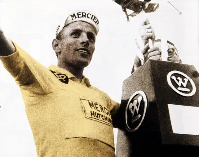 En 1965, Raymond Poulidor vise, apr&egrave;s sa victoire de 1964, un second succ&egrave;s cons&eacute;cutif mais ce coureur allemand qui &eacute;tait l'un de ses &eacute;quipiers s'empare du maillot de leader et remporte l'&eacute;preuve. De qui s'agit-il ?