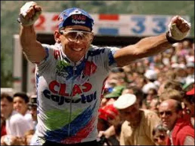 Il a &eacute;t&eacute; le premier &agrave; remporter &agrave; trois reprises le Tour d'Espagne, avec ses victoires en 1992, 1993 et 1994. Il s'agit de ...
