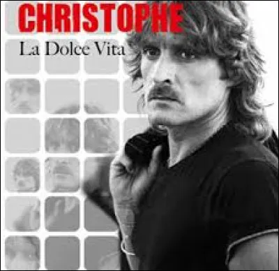 Et cette façon que tu avais de te serrer/Contre le revers de...(complétez)