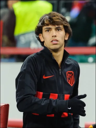 Qui est ce footballeur ?