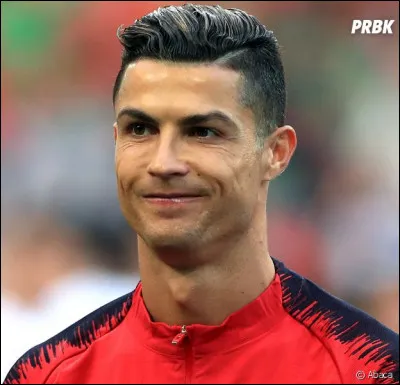 Qui est ce footballeur ?