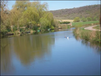 Quel pays est surnommé "Le cur chaud de l'Afrique" ?